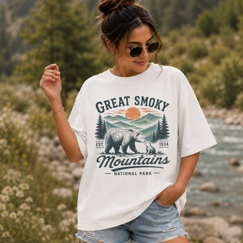 Great Smoky Mountains Shirt, Vintage Bear Graphic Tee, National Park T-Shirt, Gift for Hikers and Campers